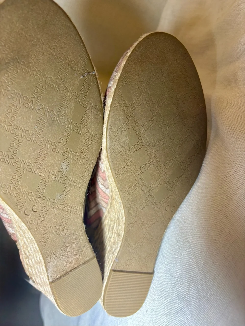 Vionic Coralina Espadrille Wedge Slingback Shoes Dusty Pink Chevron Size 9.5